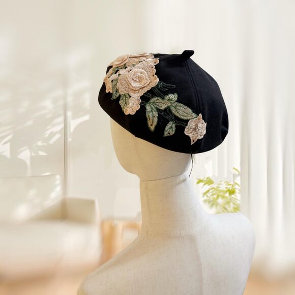 6539 Women Elegant Flower Embroidery Beret Hat French Style Floral Summer